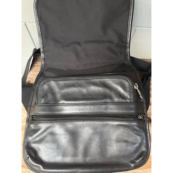 TUMI Small Flap Body Bag Black Napa Leather Crossbody - Picture 5 of 8